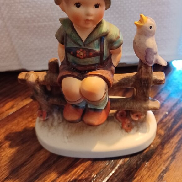 3 Hummels on fence+1 Adoration - Picture 4 of 10